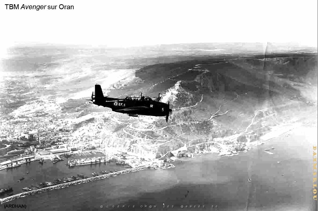 Oran - Survol Port et Djebel Murdjadjo.jpg